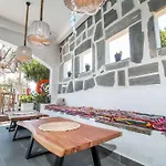 公寓式酒店 Malibu Boutique & 4*