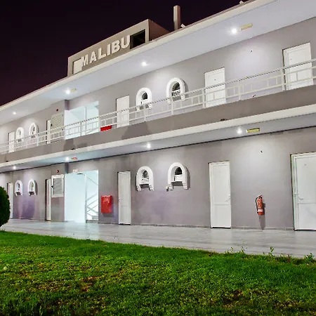 Malibu Boutique & 아파트호텔 팔리라키