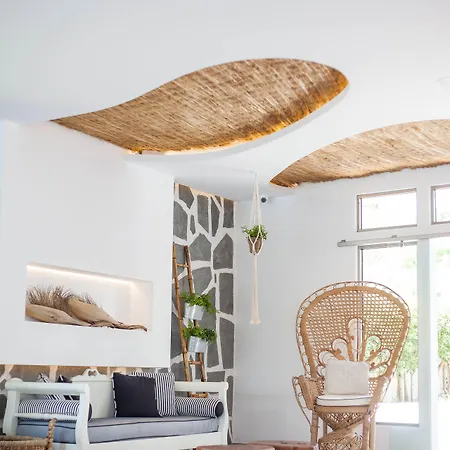 Malibu Boutique Studios&bungalows 4*