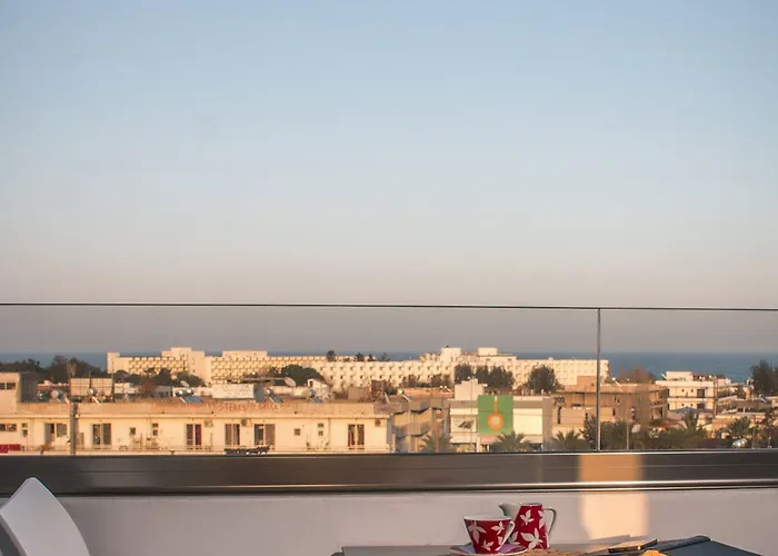 Malibu Boutique & 4* Faliraki