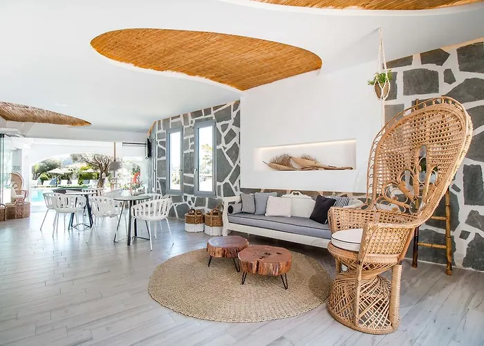 Malibu Boutique &