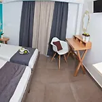 Malibu Boutique & شقة فندقية 4*