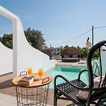 Malibu Boutique & شقة فندقية 4*