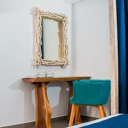 Malibu Boutique & Aparthotel 2*