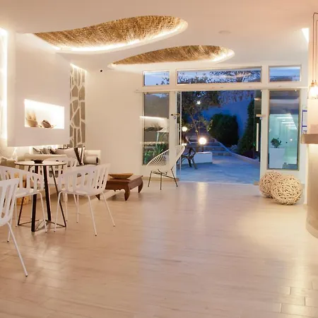 Malibu Boutique & Aparthotel 2*