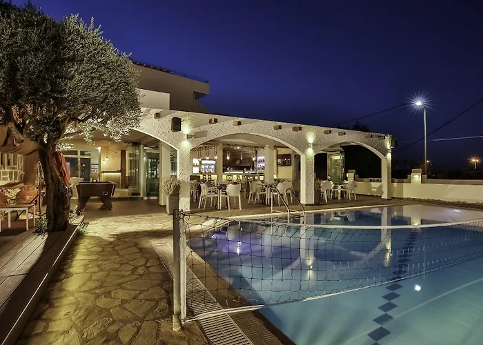 Malibu Boutique & 4*