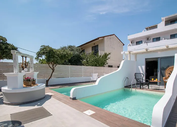 Malibu Boutique & 4* Faliraki