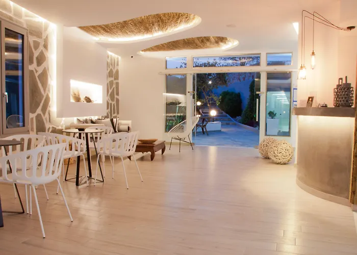 Malibu Boutique & 4* Faliraki